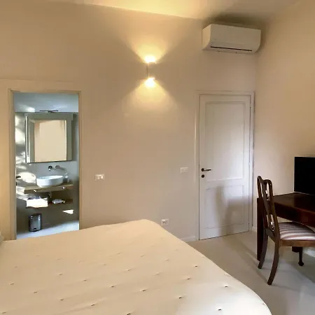 فندق مبيت وإفطار Lina 4*