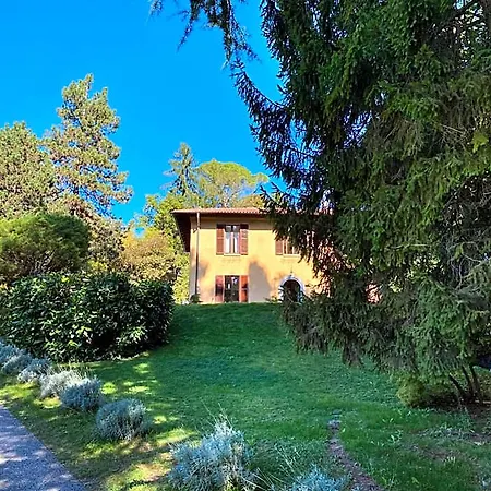 Lina Bed & Breakfast 4*