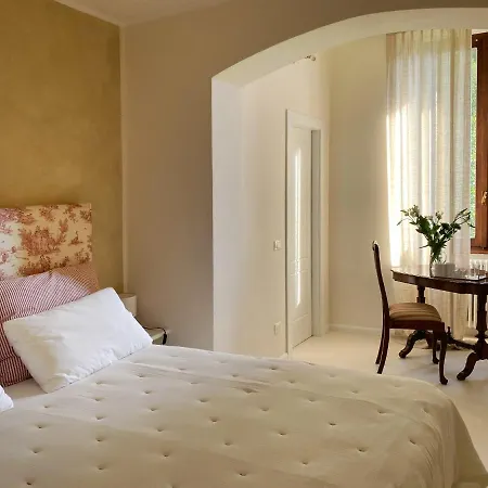 Lina Bed & Breakfast